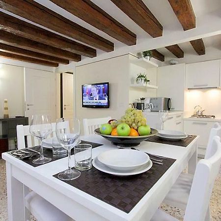 Alberto Apartment In Венеція Екстер'єр фото